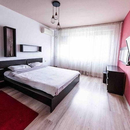 Apartament Timisoaraアパートメント エクステリア 写真